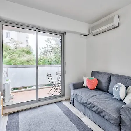 Apartment Flat With Balcony 15min From Promenade Des Nice